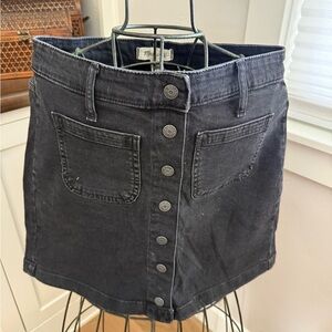 Madewell Charcoal Button-Front Denim Skirt